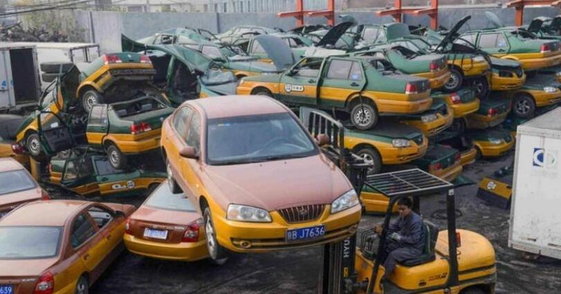 启东市出租车报废年限是多久? 启东市出租车报废年限是多久?